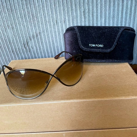 Tom Ford Whitney Sunglasses - Bold